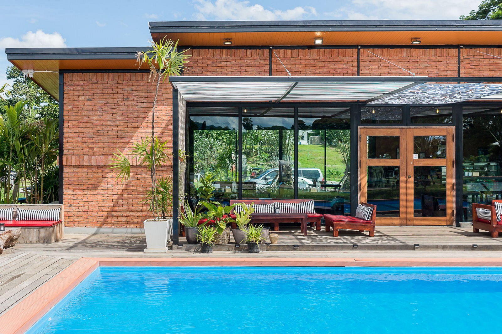 Facilities & Services