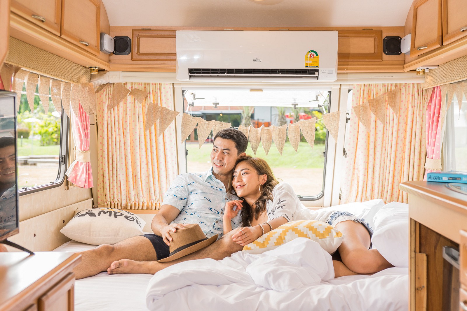 Campervan Riverfront for 2