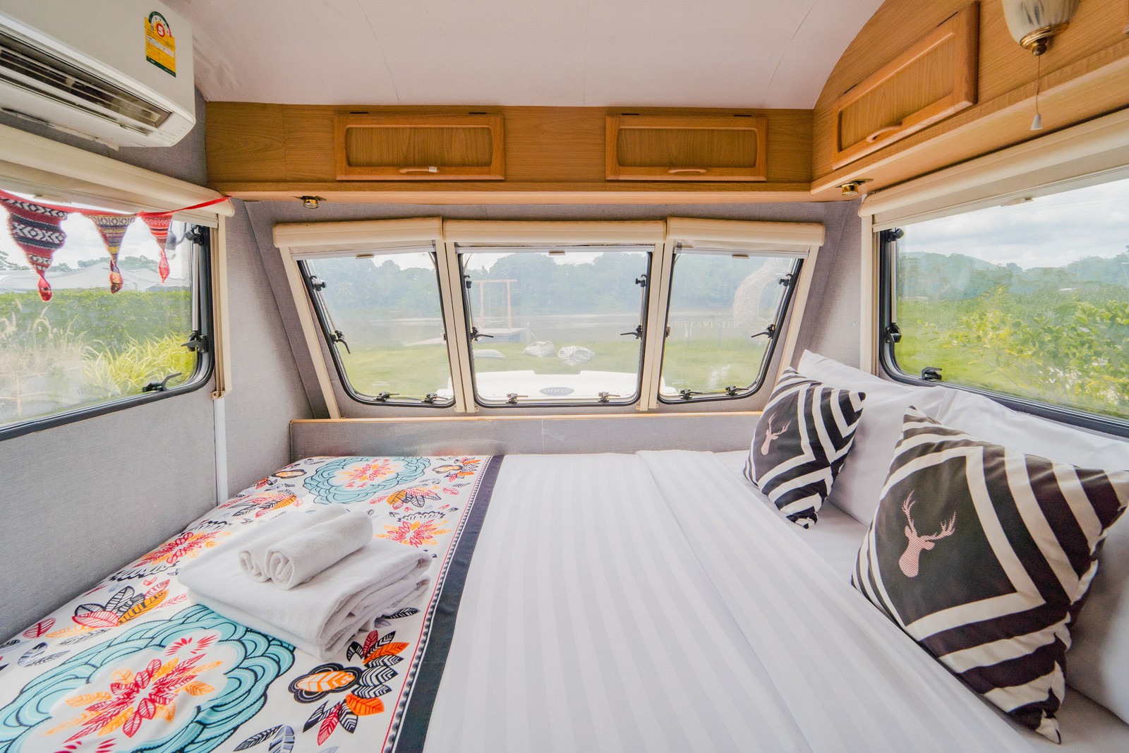 Campervan Riverfront for 4