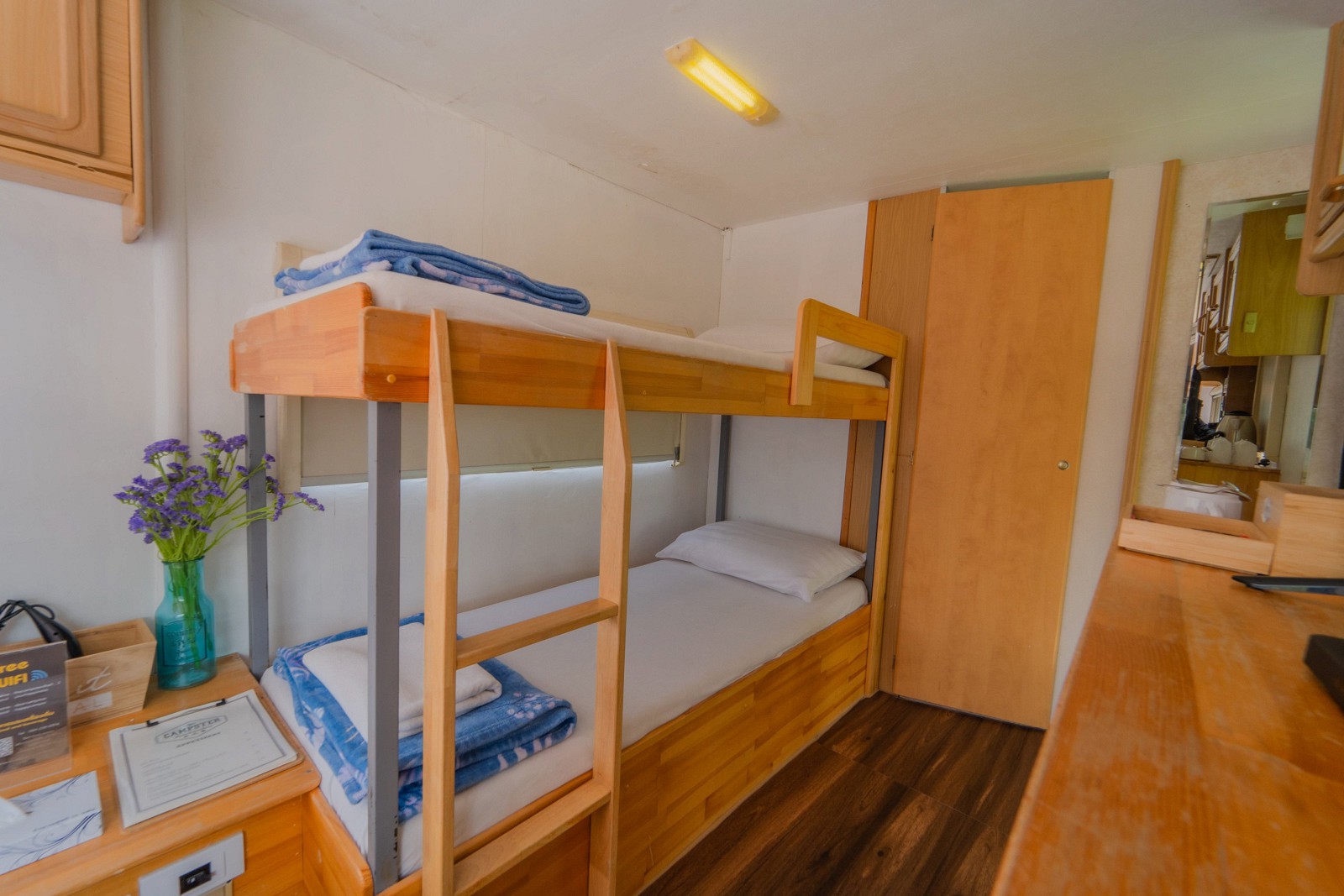 Campervan Riverfront for 4