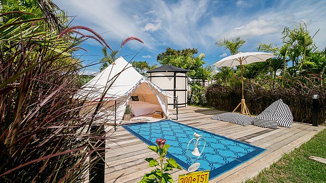 Bell Tent Pool View
