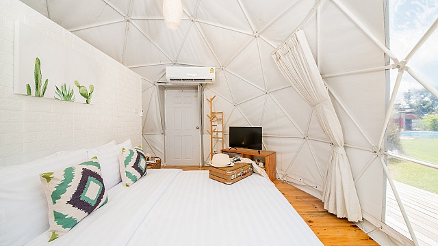Glamping Dome