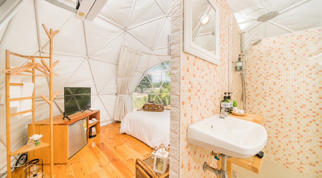 Glamping Dome