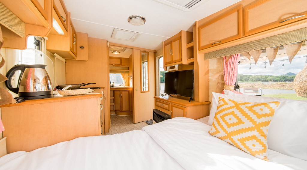 Campervan River View for 2
