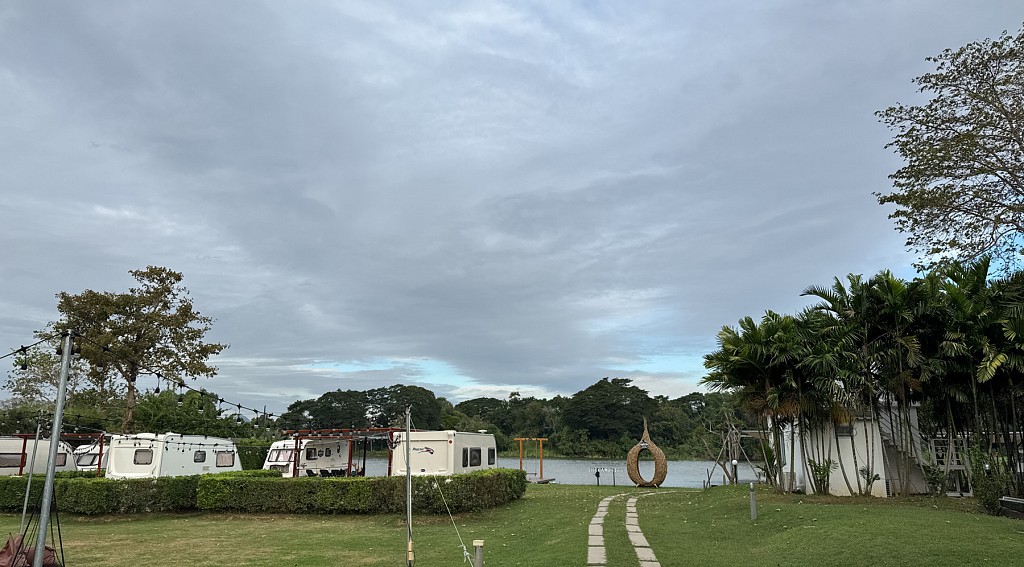 Campervan River View for 2