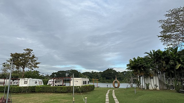Campervan River View for 2