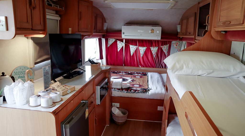 Campervan River View for 2