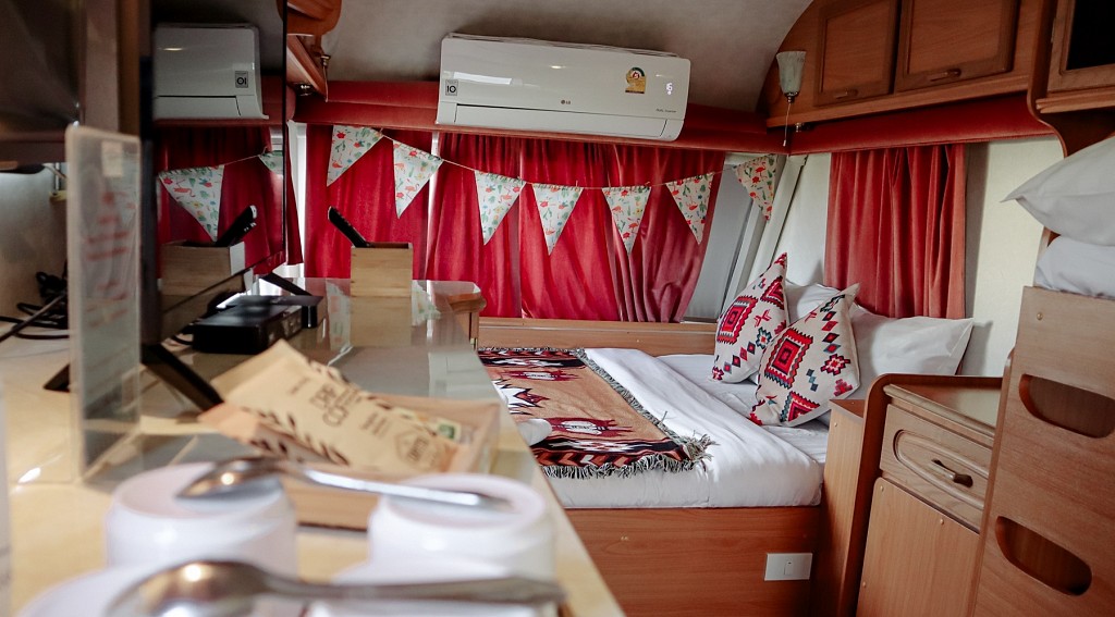 Campervan River View for 2