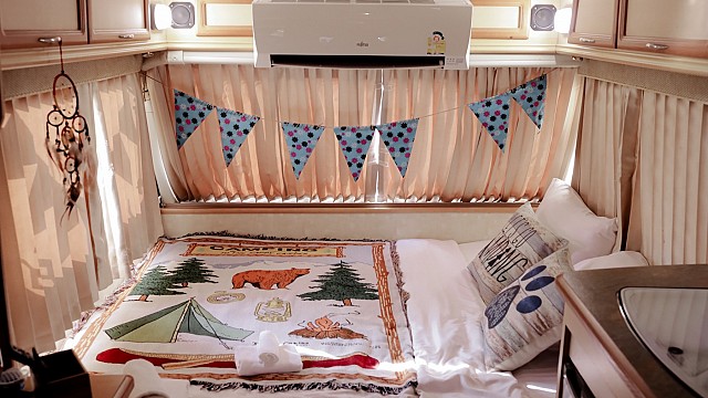 Campervan River View for 2