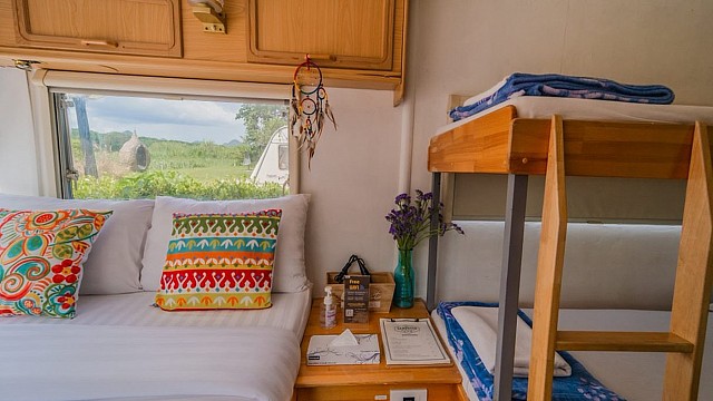 Campervan River View for 4