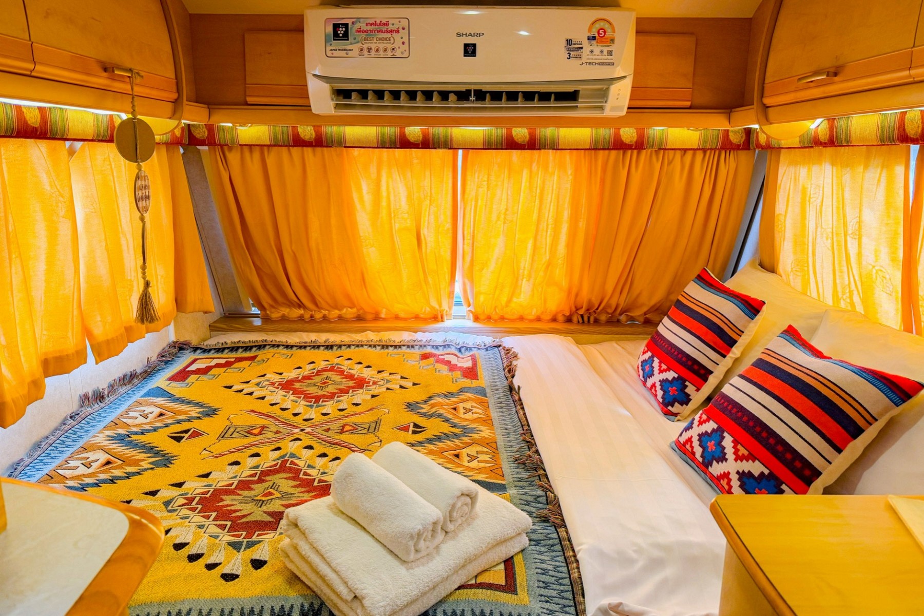 Campervan Riverfront for 4