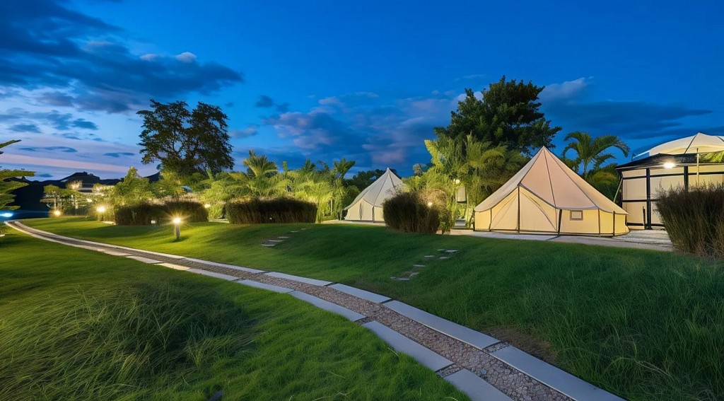 Bell Tent Pool View