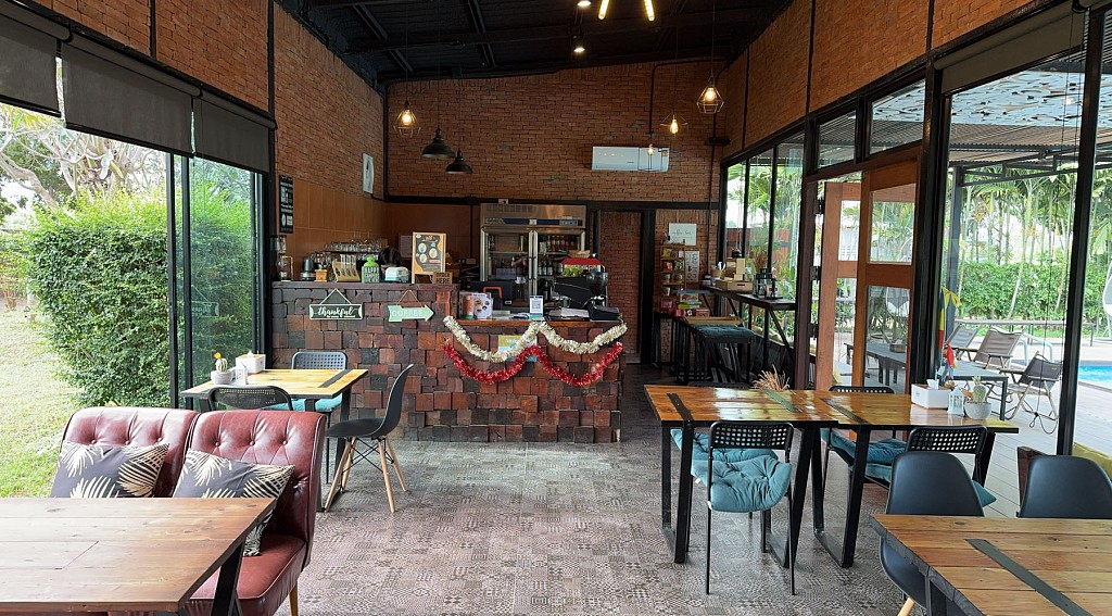 Restaurant & Cafe