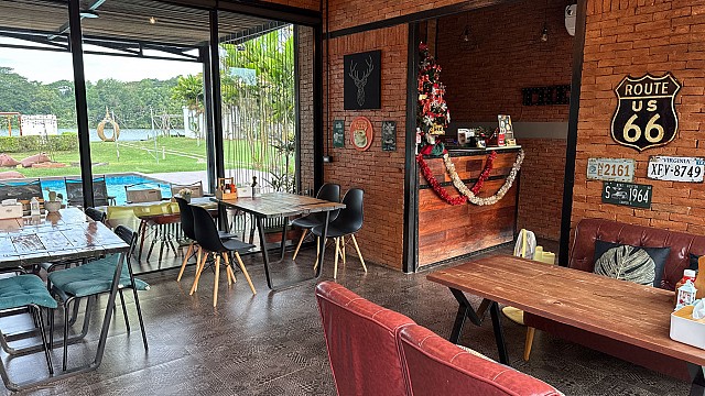Restaurant & Cafe