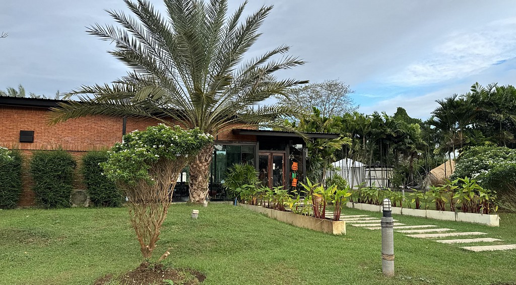 Restaurant & Cafe