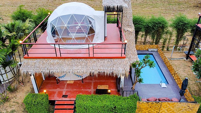 Storey Dome Pool Villa