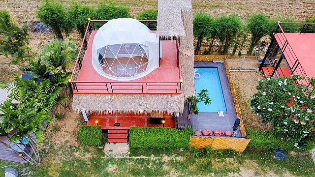 Storey Dome Pool Villa